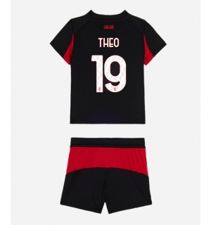 AC Milan Theo Hernandez #19 Hjemmedraktsett Barn 2025-26 Kortermet (+ Korte bukser)