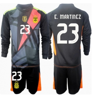 Argentina Emiliano Martinez #23 Keeper Hjemmedraktsett Barn Copa America 2024 Langermet (+ Korte bukser)