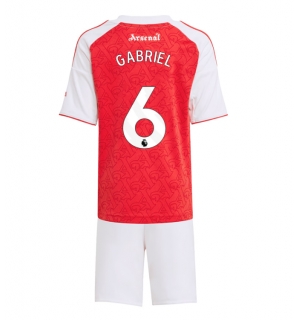 Arsenal Gabriel Magalhaes #6 Hjemmedraktsett Barn 2025-26 Kortermet (+ Korte bukser)
