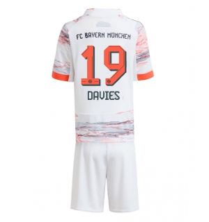 Bayern Munich Alphonso Davies #19 Bortedraktsett Barn 2025-26 Kortermet (+ Korte bukser)