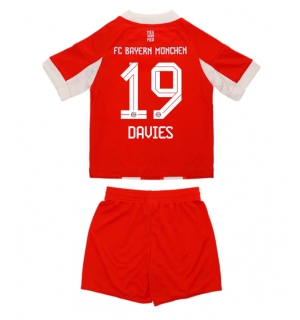 Bayern Munich Alphonso Davies #19 Hjemmedraktsett Barn 2025-26 Kortermet (+ Korte bukser)