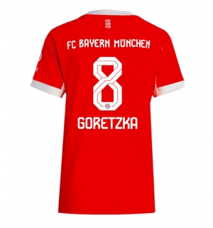 Bayern Munich Leon Goretzka #8 Hjemmedrakt Dame 2025-26 Kortermet