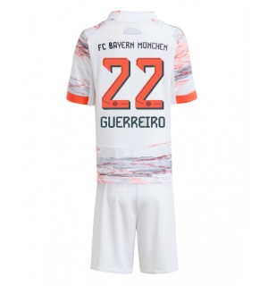 Bayern Munich Raphael Guerreiro #22 Bortedraktsett Barn 2025-26 Kortermet (+ Korte bukser)
