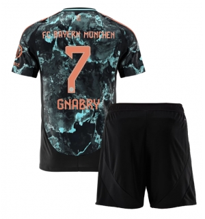 Bayern Munich Serge Gnabry #7 Bortedraktsett Barn 2024-25 Kortermet (+ Korte bukser)