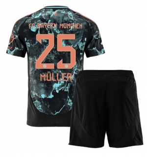 Bayern Munich Thomas Muller #25 Bortedraktsett Barn 2024-25 Kortermet (+ Korte bukser)