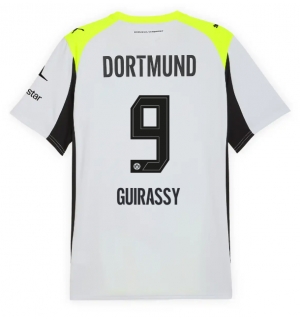 Borussia Dortmund Serhou Guirassy #9 Bortedrakt 2025-26 Kortermet