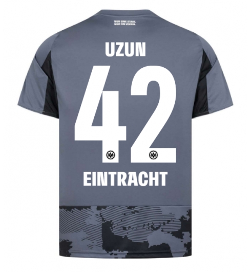 Eintracht Frankfurt Can Uzun #42 Tredjedrakt 2025-26 Kortermet Eintracht Frankfurt Can Uzun #42 Tredjedrakt 2025-26 Kortermet