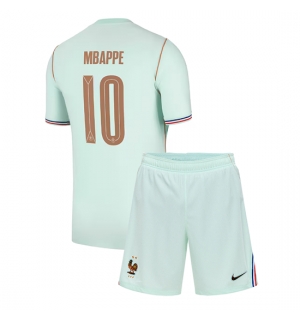 Frankrike Kylian Mbappe #10 Bortedraktsett Barn VM 2026 Kortermet (+ Korte bukser)