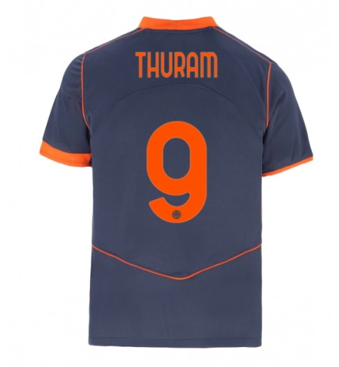 Inter Milan Marcus Thuram #9 Tredjedrakt 2025-26 Kortermet Inter Milan Marcus Thuram #9 Tredjedrakt 2025-26 Kortermet