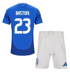 Italia Alessandro Bastoni #23 Hjemmedraktsett Barn EM 2024 Kortermet (+ Korte bukser)