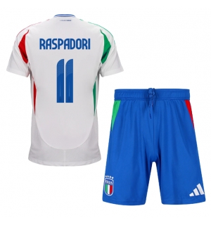 Italia Giacomo Raspadori #11 Bortedraktsett Barn EM 2024 Kortermet (+ Korte bukser)