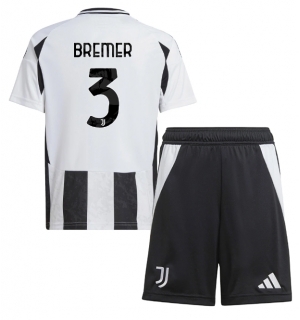 Juventus Gleison Bremer #3 Hjemmedraktsett Barn 2024-25 Kortermet (+ Korte bukser)