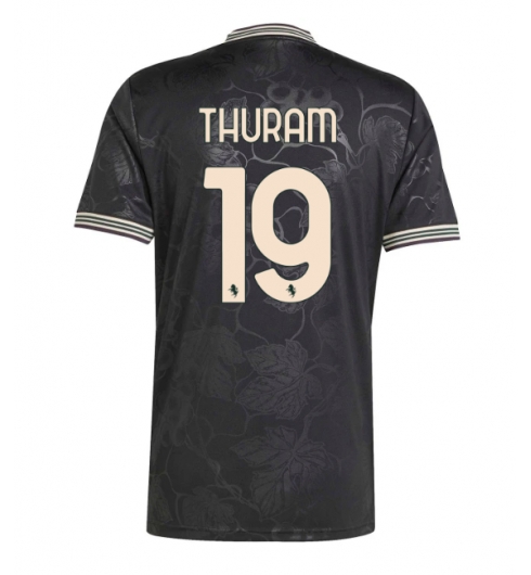 Juventus Khephren Thuram #19 Tredjedrakt 2025-26 Kortermet Juventus Khephren Thuram #19 Tredjedrakt 2025-26 Kortermet