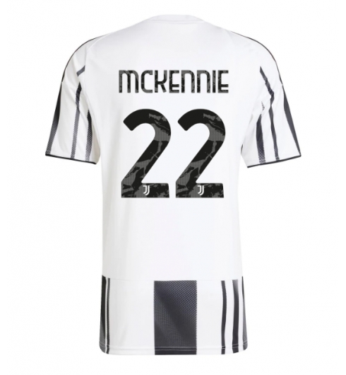 Juventus Weston McKennie #22 Hjemmedrakt 2025-26 Kortermet Juventus Weston McKennie #22 Hjemmedrakt 2025-26 Kortermet