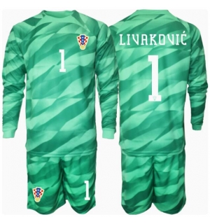 Kroatia Dominik Livakovic #1 Keeper Bortedraktsett Barn EM 2024 Langermet (+ Korte bukser)