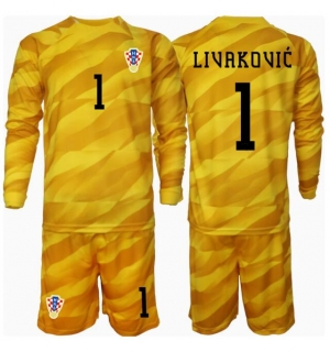 Kroatia Dominik Livakovic #1 Keeper Hjemmedraktsett Barn EM 2024 Langermet (+ Korte bukser)