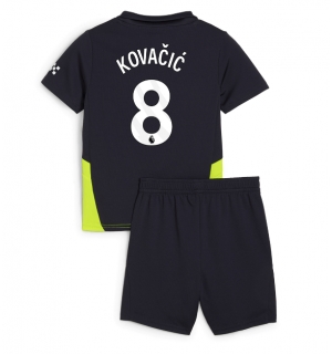 Manchester City Mateo Kovacic #8 Bortedraktsett Barn 2024-25 Kortermet (+ Korte bukser)