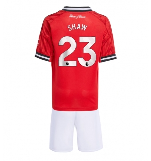 Manchester United Luke Shaw #23 Hjemmedraktsett Barn 2025-26 Kortermet (+ Korte bukser)