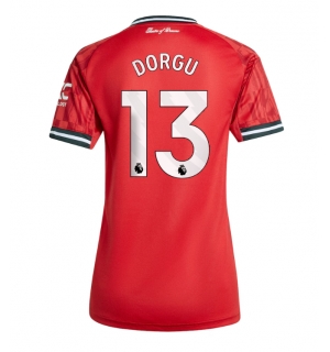 Manchester United Patrick Dorgu #13 Hjemmedrakt Dame 2025-26 Kortermet