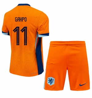 Nederland Cody Gakpo #11 Hjemmedraktsett Barn EM 2024 Kortermet (+ Korte bukser)