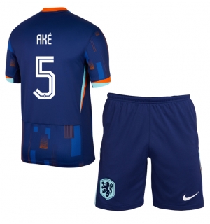 Nederland Nathan Ake #5 Bortedraktsett Barn EM 2024 Kortermet (+ Korte bukser)