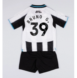 Newcastle United Bruno Guimaraes #39 Hjemmedraktsett Barn 2025-26 Kortermet (+ Korte bukser)