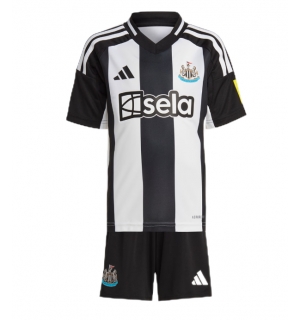 Newcastle United Hjemmedraktsett Barn 2024-25 Kortermet (+ Korte bukser)