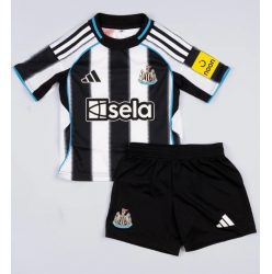 Newcastle United Hjemmedraktsett Barn 2025-26 Kortermet (+ Korte bukser)
