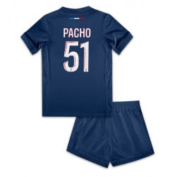 Paris Saint-Germain Willian Pacho #51 Hjemmedraktsett Barn 2024-25 Kortermet (+ Korte bukser)