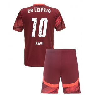 RB Leipzig Xavi Simons #10 Bortedraktsett Barn 2024-25 Kortermet (+ Korte bukser)