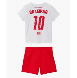 RB Leipzig Xavi Simons #10 Hjemmedraktsett Barn 2025-26 Kortermet (+ Korte bukser)