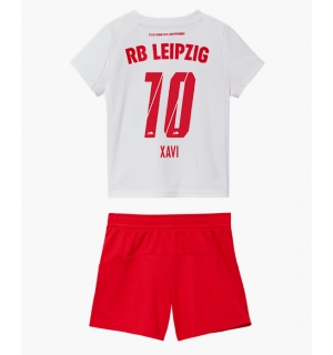 RB Leipzig Xavi Simons #10 Hjemmedraktsett Barn 2025-26 Kortermet (+ Korte bukser)