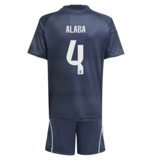 Real Madrid David Alaba #4 Bortedraktsett Barn 2025-26 Kortermet (+ Korte bukser)