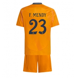 Real Madrid Ferland Mendy #23 Bortedraktsett Barn 2024-25 Kortermet (+ Korte bukser)