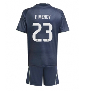 Real Madrid Ferland Mendy #23 Bortedraktsett Barn 2025-26 Kortermet (+ Korte bukser)