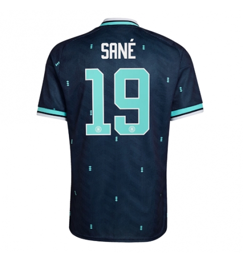 Tyskland Leroy Sane #19 Bortedrakt VM 2026 Kortermet Tyskland Leroy Sane #19 Bortedrakt VM 2026 Kortermet